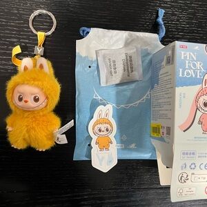 Pin for love Y letter plush